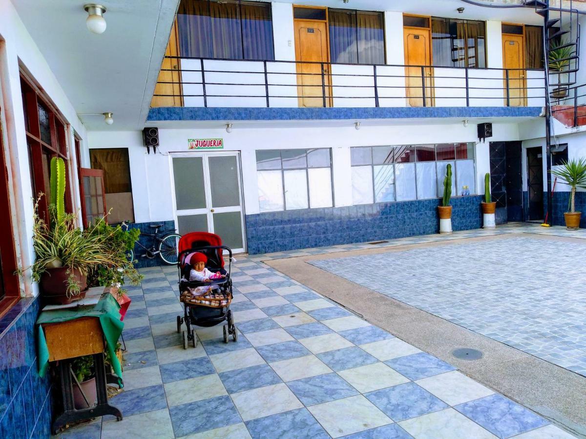 Casa Blanca Hospedaje Huamancaca Ngoại thất bức ảnh