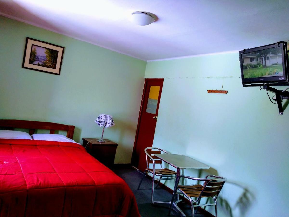 Casa Blanca Hospedaje Huamancaca Ngoại thất bức ảnh