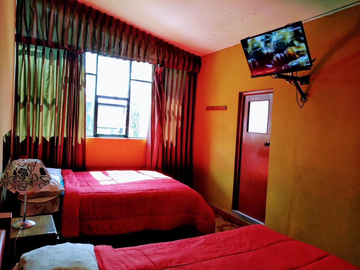 Casa Blanca Hospedaje Huamancaca Ngoại thất bức ảnh