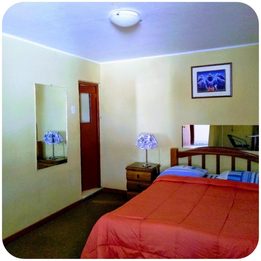Casa Blanca Hospedaje Huamancaca Ngoại thất bức ảnh